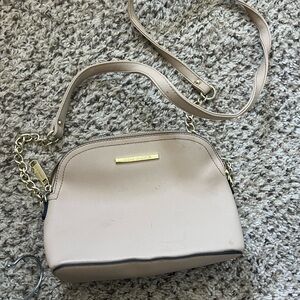 Steve Madden Cream Crossbody Bag with Gold Chain